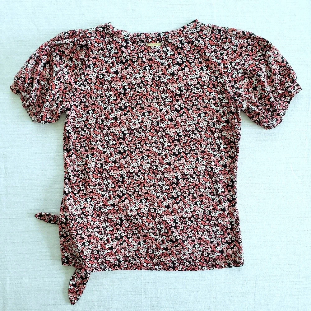 Michael Kors Top Women M Red Pink Ditsy Floral Tie Waist Tee Kawaii Cottagecore
